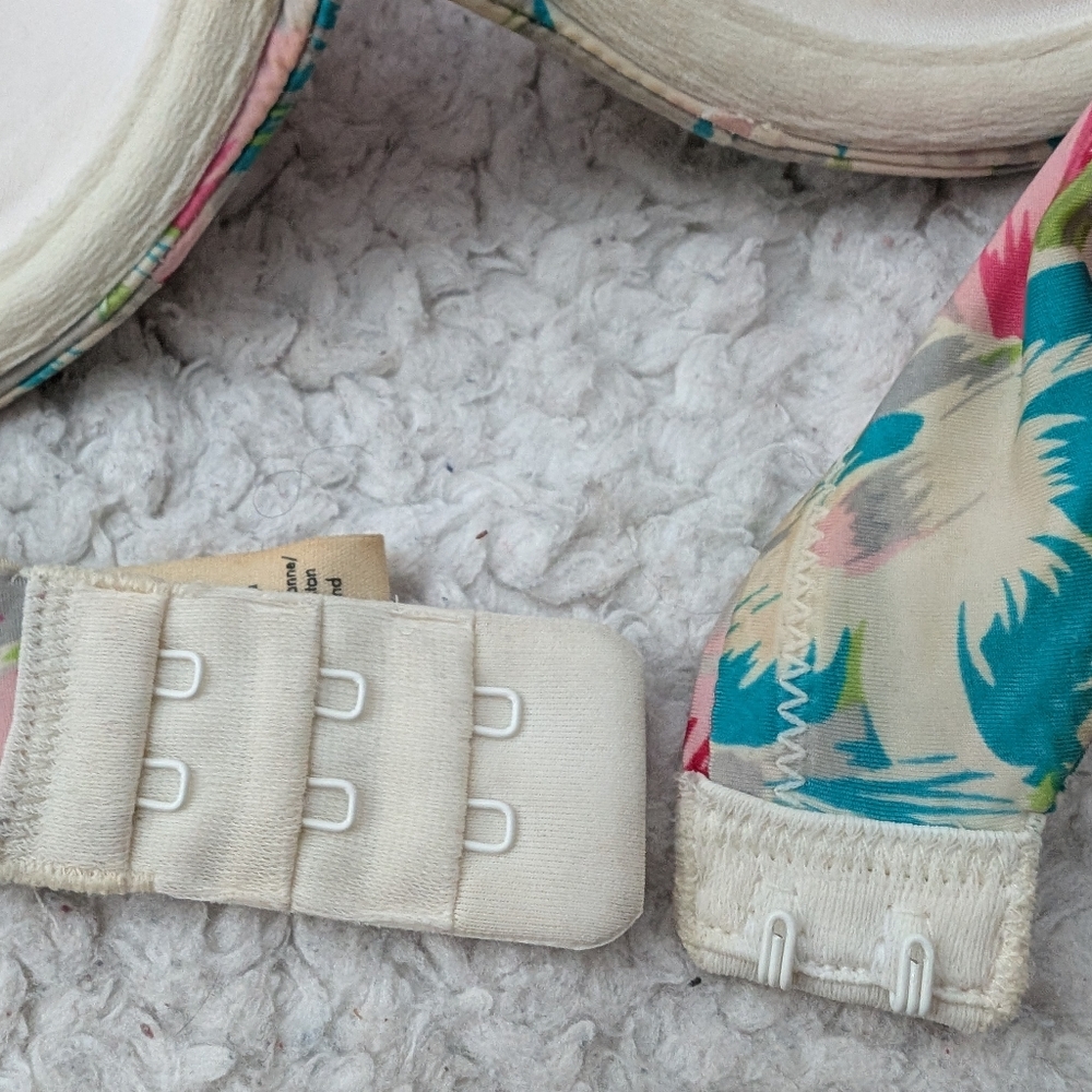 Calvin Klein Floral Print Bra + Undies Set Push-up Underwire Bra 32b Small - Picture 3 of 9